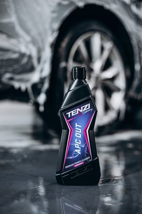 TENZI PRO APC OUT Koncentrat 700ml esipesuaine auton pesuun