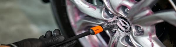 Tillbehör för att rengöra bilen ADBL detaljborste 17mm r.8