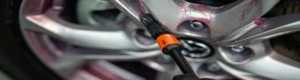Tillbehör för att rengöra bilen ADBL detaljborste 17mm r.8