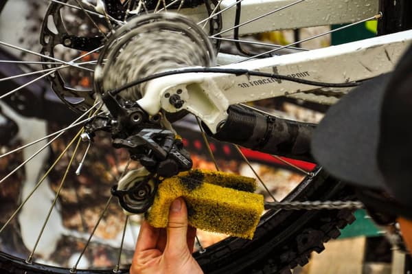 FENWICKS WHOLE BIKE CLEANER WITH ATOMIZER 1Liter