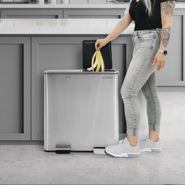 ML-Design Avfallskorg Kök 2x30L (60L); Silver; Avfallssorteringssystem 2 Fack; Pedalhink för Avfallssortering; Avfallskorg i Rostfritt Stål; Avtagbar