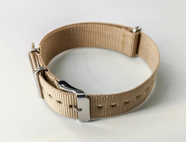 Khaki / beige natoband