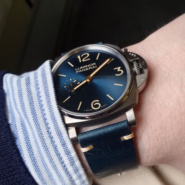 Blått vintage klockarmband av läder