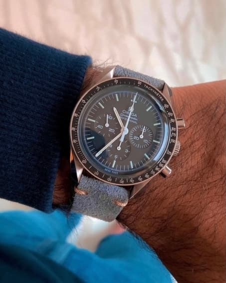 Premium klockarmband av grå mocka