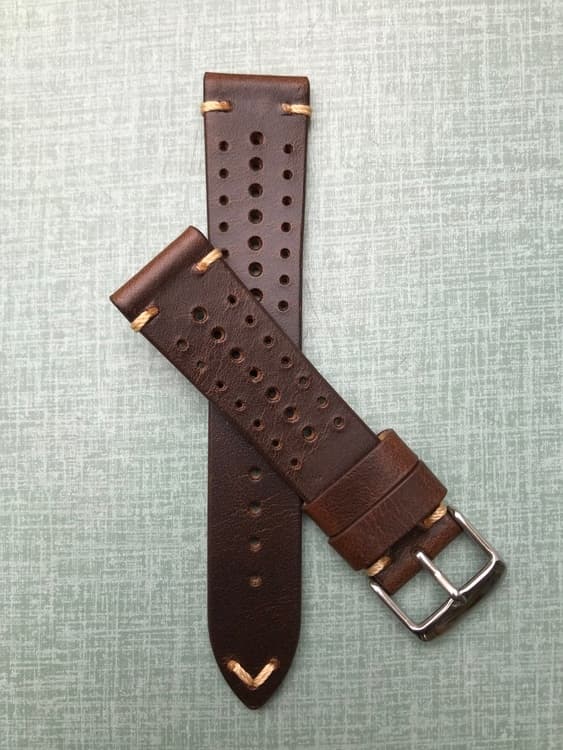 Racing klockarmband av mörkbrunt läder