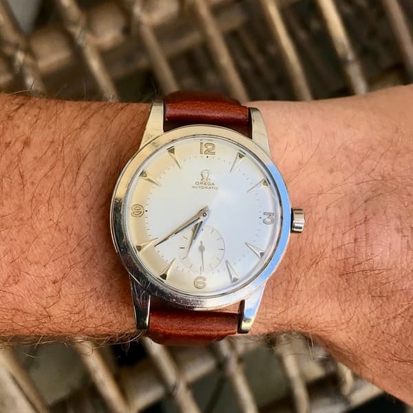 Klassiskt klockarmband av brunt läder