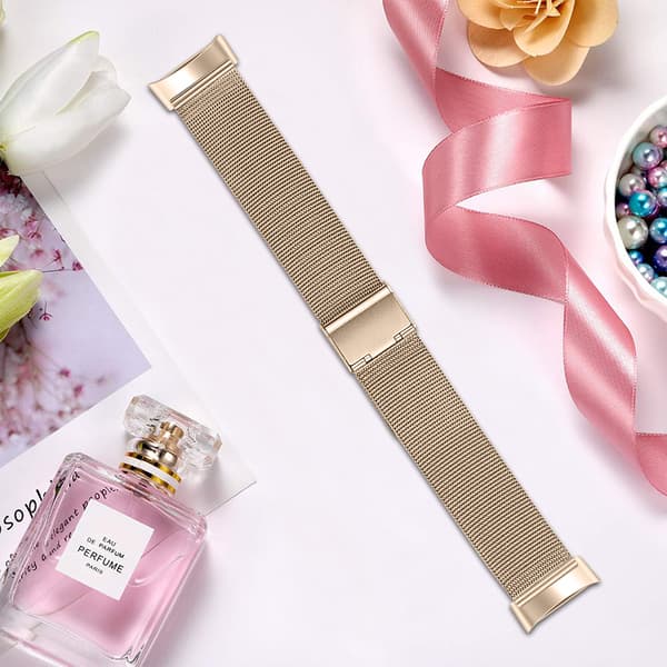 INF Fitbit Charge 5 armband rostfritt stål Guld