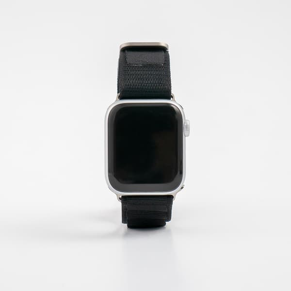Nylonband - Mili - Black till Apple Watch