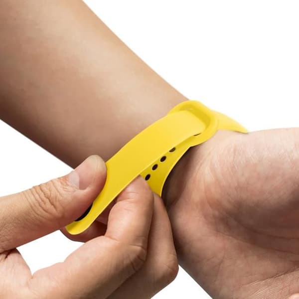 AVIZAR Armband för Xiaomi Mi Band 5/6/7 - Gul - Silikon Soft Touch Vattentätt
