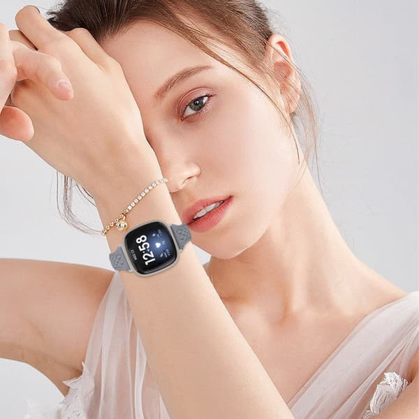 INF Klokkerem i ekte skinn for Fitbit Versa 4