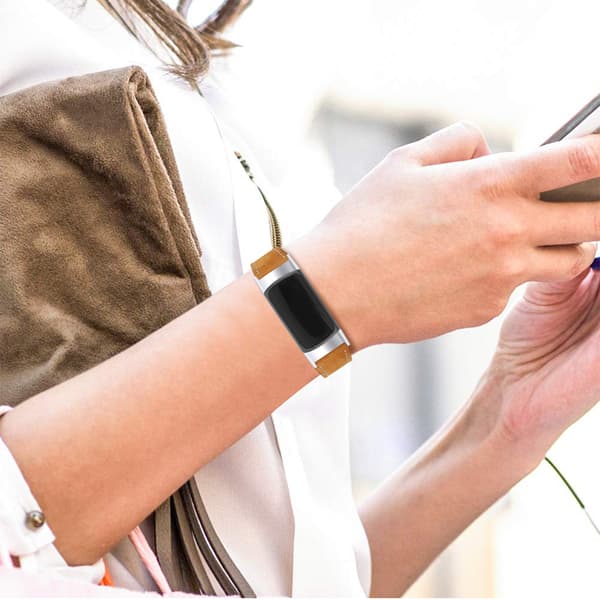 Rem i ekte skinn til Fitbit Charge 5/6