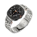 Pikkukuva 3 / 4: INF Titaaninvärinen metallinen ranneke Samsung Galaxy Watch 7 Ultra 47mm:lle