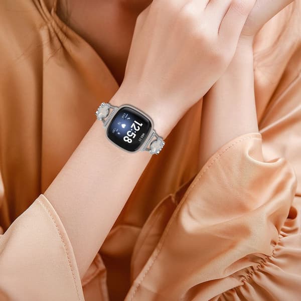 INF Cloverlink-armband för Fitbit Versa 3/4/Sense 2