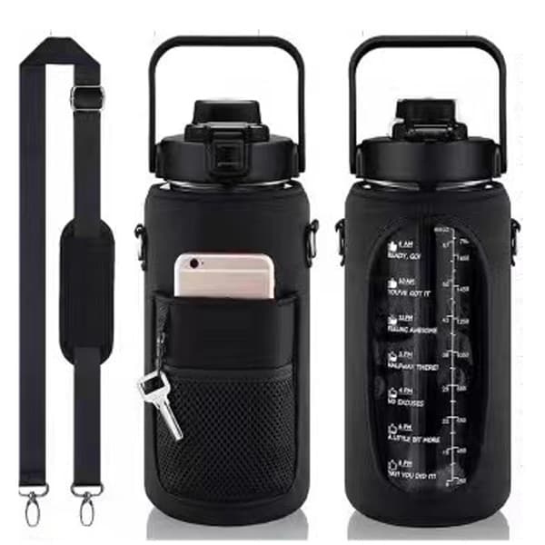Hälsosam Hydration: Upptäck Vår 2L Vattenflaska med Isolerad Sleeve