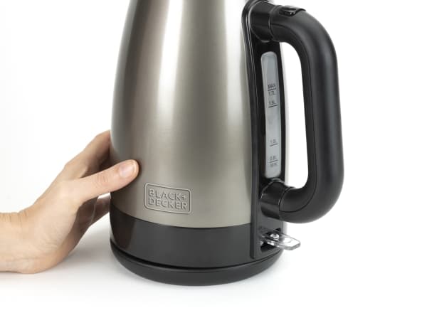 BLACK+DECKER BXKE2201E - Vattenkokare - 1.7 liter - 2.2 kW - pantone 10394/black
