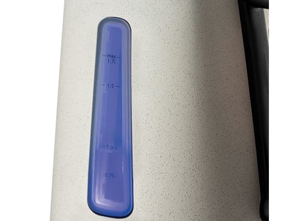 Russell Hobbs 26960-70, 1,7 l, 2400 W, Sand, Rustfritt stål, Vannivåindikator, Trådløs