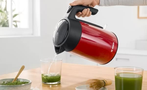 Bosch TWK7L464, 1,7 l, 2400 W, Rød, Vannivåindikator, Overopphetingsbeskyttelse, Trådløs