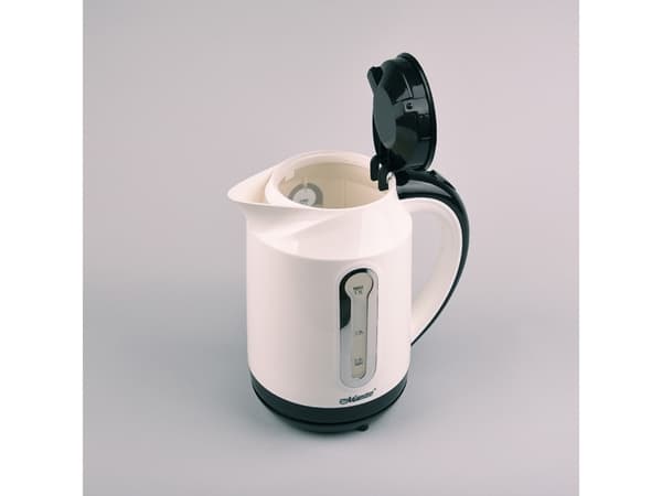 ELEKTRISK VATTENKOKARE MR-041-VIT MAESTRO