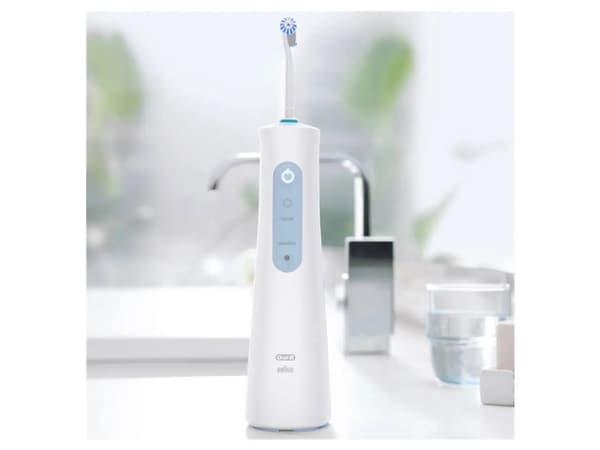 Braun Multiquick 3 WK 300 - Vattenkokare - 1.6 liter - 2.2 kW - vit