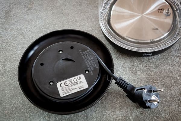 ELDOM C510C Lumi elkedel 1,7 L 2200 W Sort