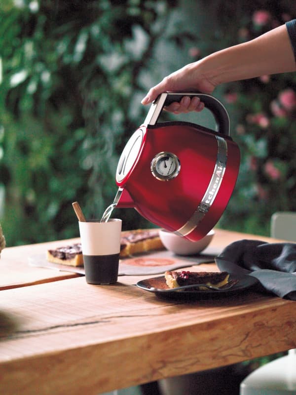 KitchenAid 5KEK1522EER vattenkokare 1,5 L 2400 W Röd
