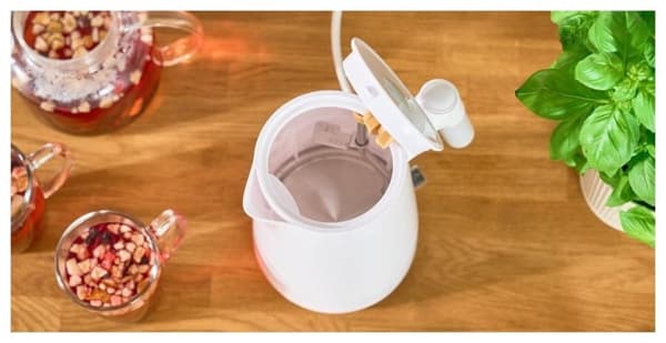 VEDENKETTÄ ZCK 7020 2200W 1L Zelmer