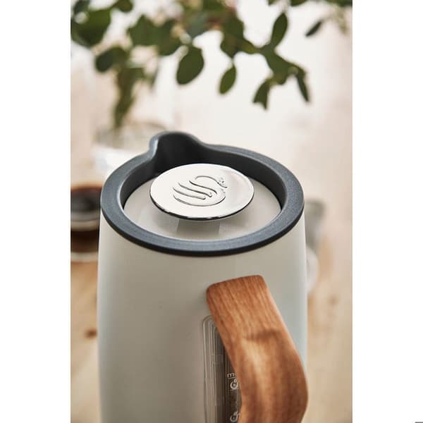 Elgigantisk 1,7L Ultrarask Trådløs Moderne Nordisk Design SWAN SK14610WHTNEU 2000W Hvit 40869