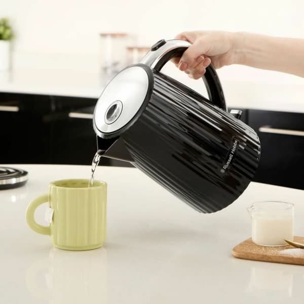 Vattenkokare Russell Hobbs Svart Rostfritt stål Plast 2400 W 1,7 L