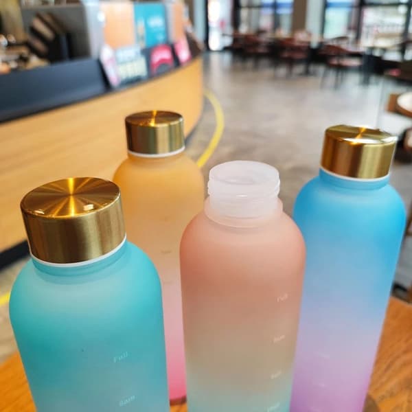 Vandflaske med tidsstempel - Blue & Pink