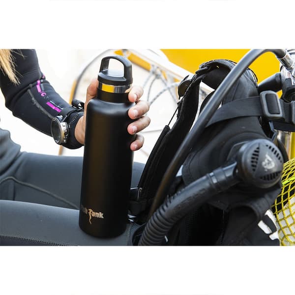 Fish Tank Flaske Logo 600ml Sort