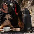 Pikkukuva 1 / 2: Asobu Buddy Bottle Ruostumaton teräspullo, jossa on 2 kulhoa - Musta