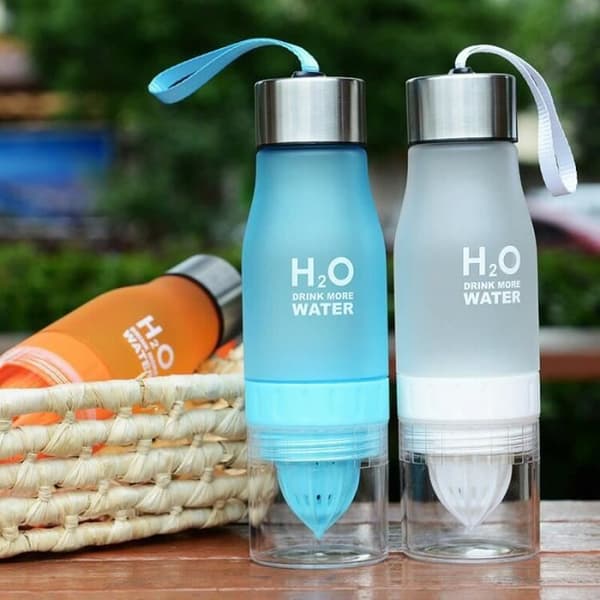 Isolerad kolv, plastvattenflaska för barn, 650 ml infusionsanordning, infusionsanordning, fruktinfusion, - Typ HA084-röd-650 ml