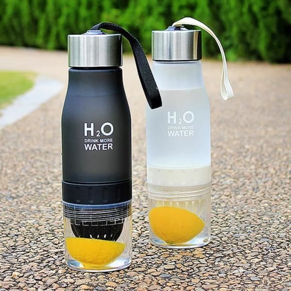 Isolerad kolv, plastvattenflaska för barn, 650 ml infusionsanordning, infusionsanordning, fruktinfusion, - Typ HA084-röd-650 ml
