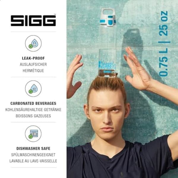 Gourde - SIGG - Total Clear ONE - Tritan Renew - Vattentät - Diskmaskinssäker