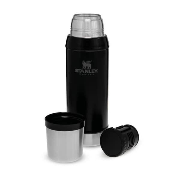 Klassisk legendarisk isolerad flaska - 0,75L / 25OZ - Mattsvart – Stanley