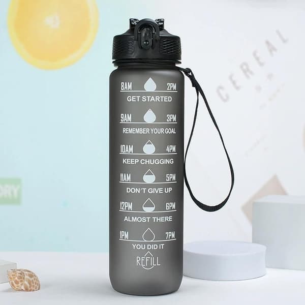 1L Motiverande Vattenflaska med Sugrör och Tidsmarkering – BPA-fri, Läckagesäker, PC-material
