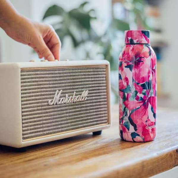 Isolerad flaska i rostfritt stål 510 ml (Pink Bloom) Quokka Solid