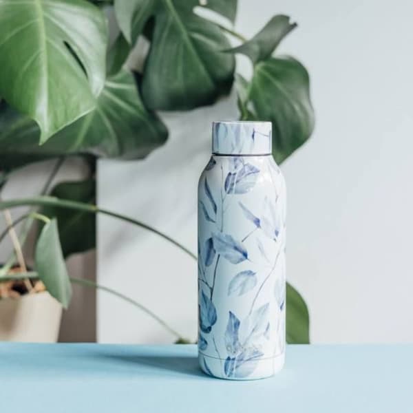 Isolerad flaska i rostfritt stål 510 ml (grå bukett) Quokka Solid