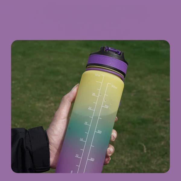 OBOSOE 1 liters vattenflaska är Bpa-fritt material, 1 liters vattenflaska med halm och tidsmarkör, för fitness, utomhus, camping