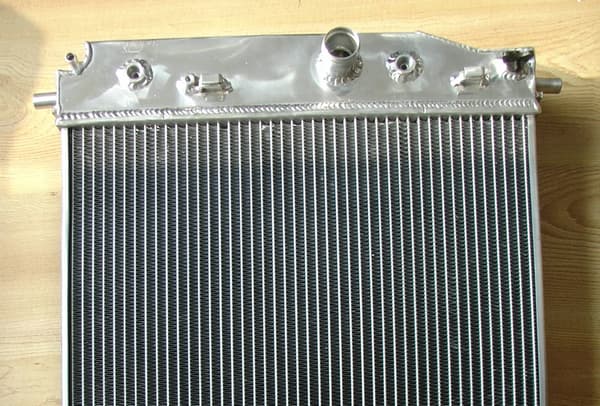 Aluminiumradiator, høj effektivitet køling, holdbar legeringskonstruktion, nem installation