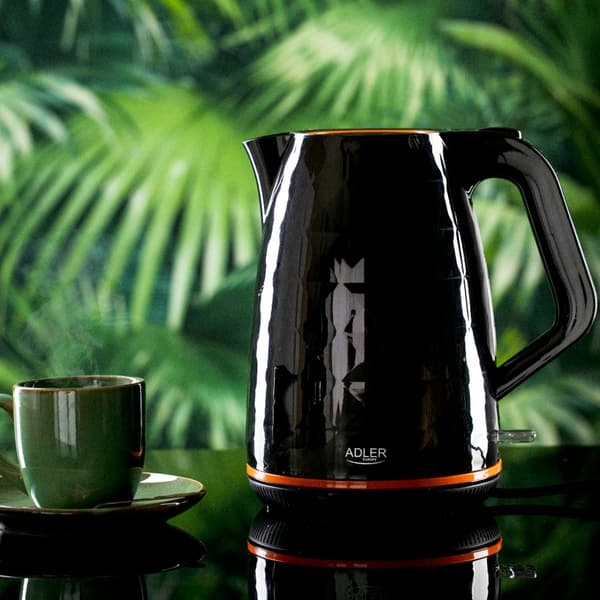 Adler vedenkeitin 1.7L - Musta
