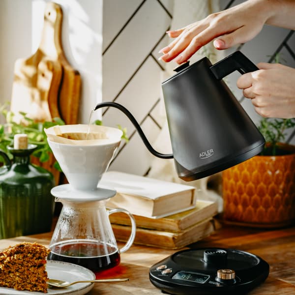 Vattenkokare med lång pip LED-display och temperaturkontroll 1,0L