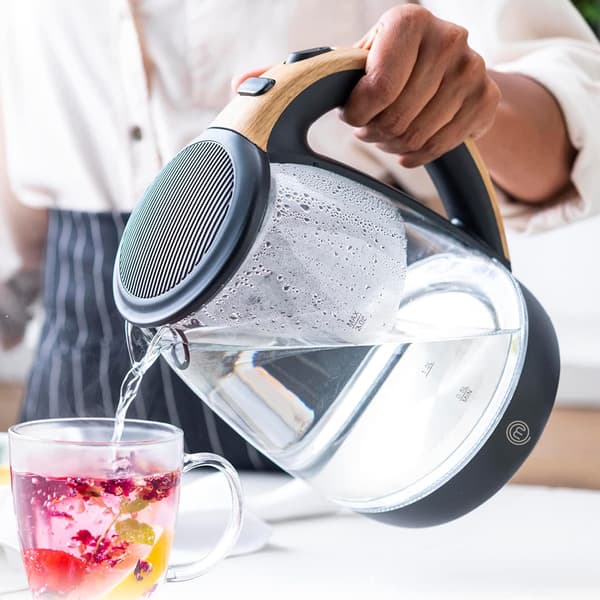 Masterchef vedenkeitin 1,7L - Tunnettu MasterChef Suomesta