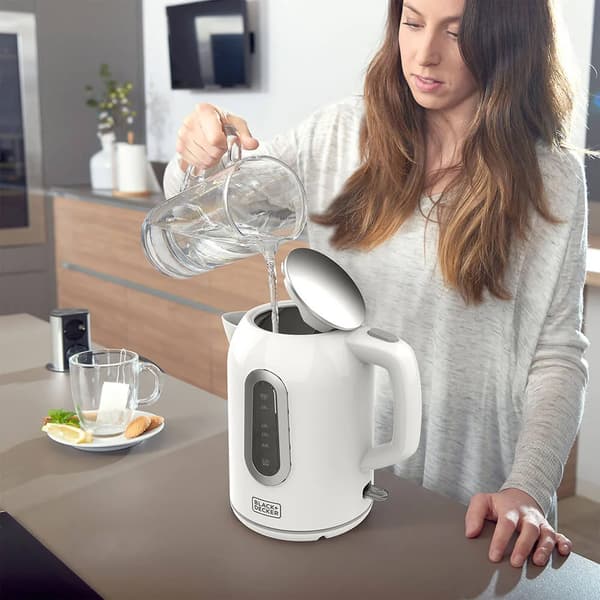 Black+Decker Vattenkokare 1,7L 2200 W - Vit