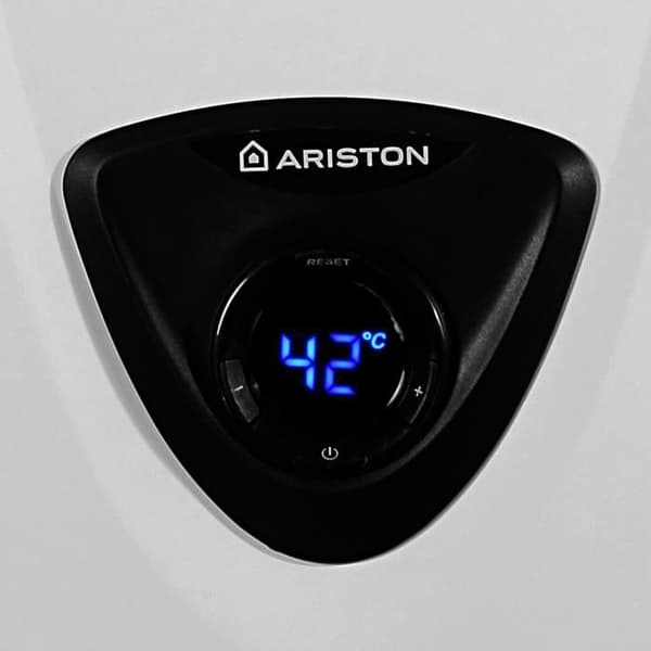 Ariston FAST EVO X DISPLAY Omedelbar gasvattenberedare, naturgas, låg nox, 14 l-min