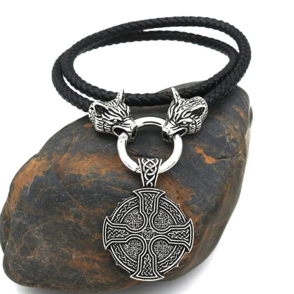 Irlannin solmua suden pää riipus nahka ketju viking kaulakoru