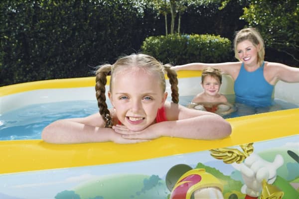 Family Pool 262x175x51 cm Musse Pigg