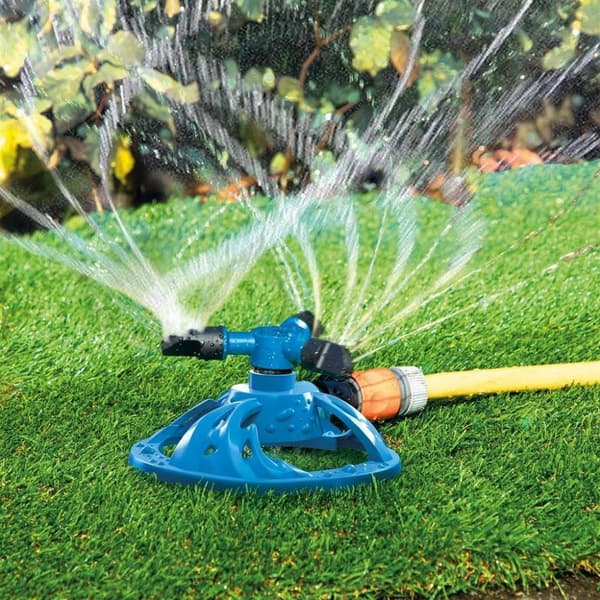 Plaske! Roterende vandsprinkler