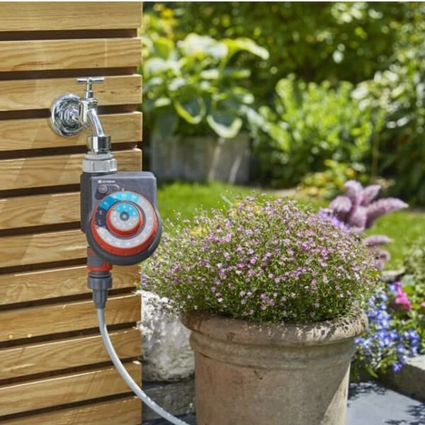 Dimsats med Easy Plus-programmerare - GARDENA - 13137-20 - Perfekt för att fräscha upp luften på sommaren
