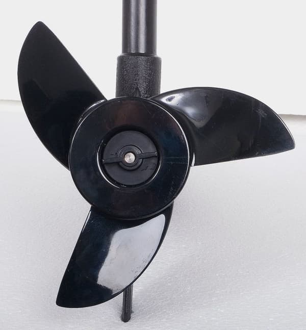 Elmotorpaket Fladen F 38, 320 W, 91 cm justerbar rigglängd, med bly-batteri (80 Ah) + batterilåda + kabelskor
